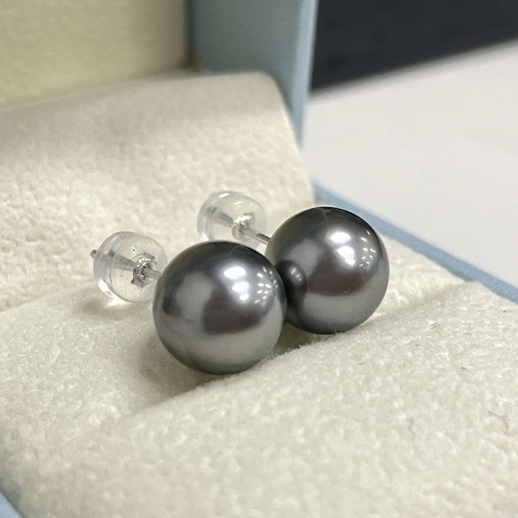 18k Tahitian pearl earrings - Picture 2 of 2